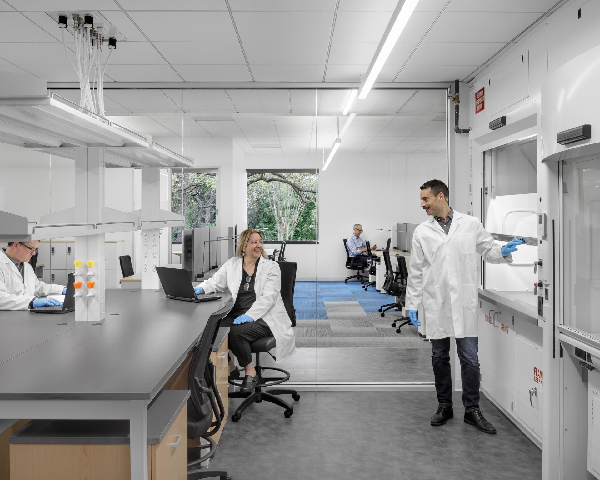 Stanford School of Medicine, Office & Lab Renovation, 3174 Porter Drive