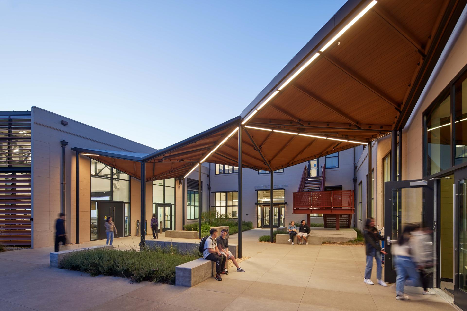 University of California, Davis, Walker Hall, Graduate Student Center